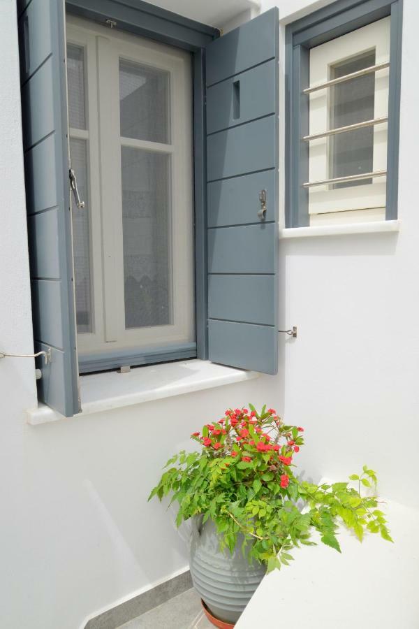 Christina'S Luxury Village House Plaka  Exteriör bild